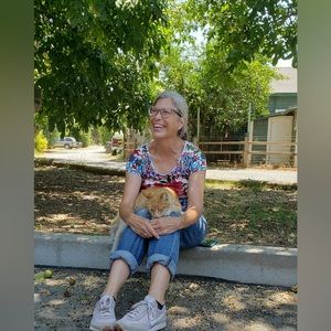 Meet your Posher, Lisa